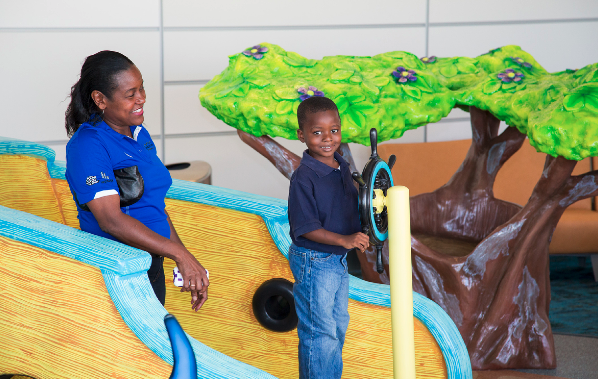 Intl./Domestic Departures Play Area